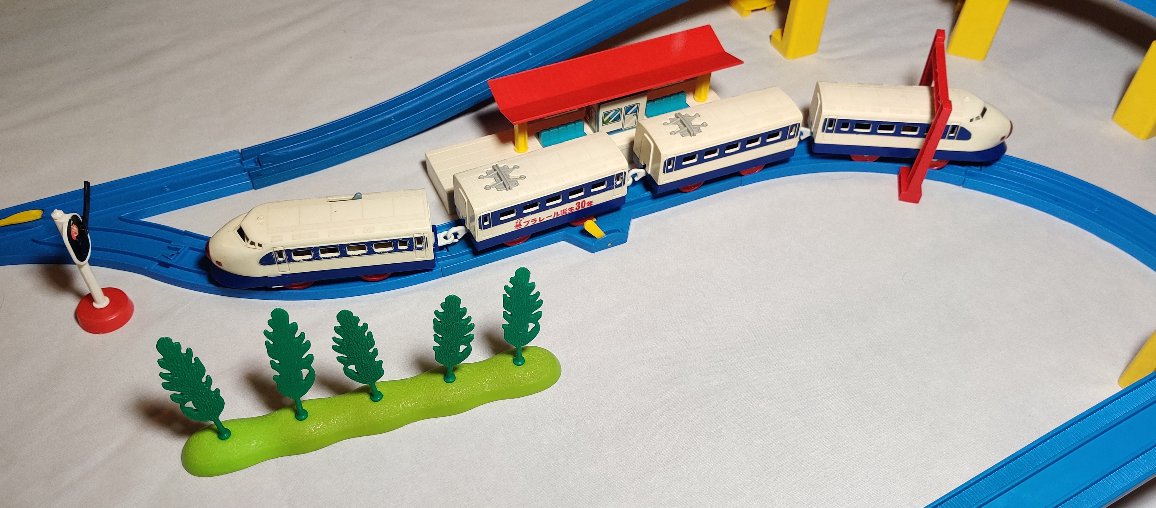 STAR TRAIN &reverse trainセット Christmas Starter Set. Steam Freight Train with an Oval of